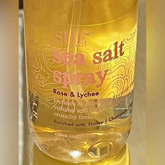 She Sea Salt Spray Rose & Lychee 8.45 fl  oz to get textured hair day at beach - Picture 3 of 10